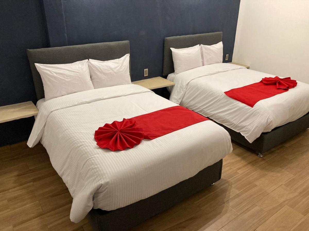 Hotel Terraza Casa Blanca Сан-Кристобаль-де-Ла-Касас Экстерьер фото