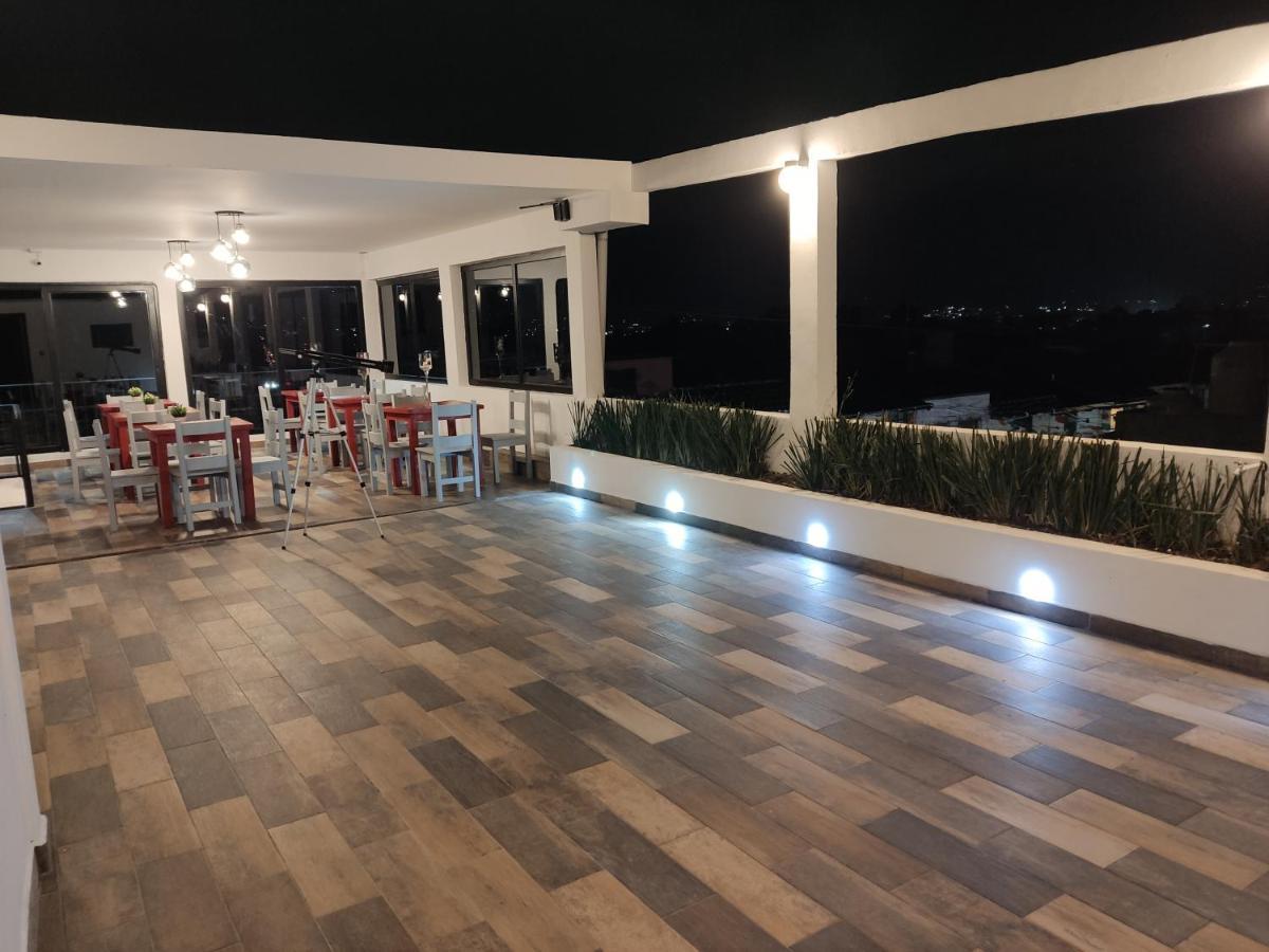 Hotel Terraza Casa Blanca Сан-Кристобаль-де-Ла-Касас Экстерьер фото