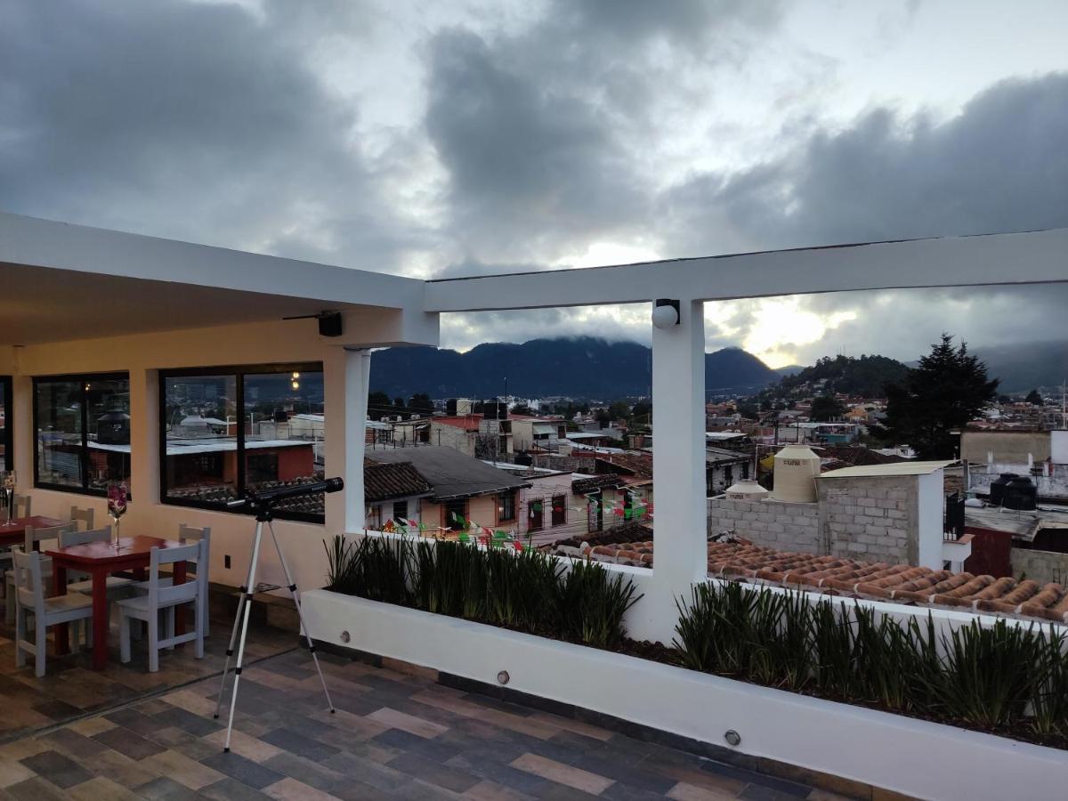 Hotel Terraza Casa Blanca Сан-Кристобаль-де-Ла-Касас Экстерьер фото